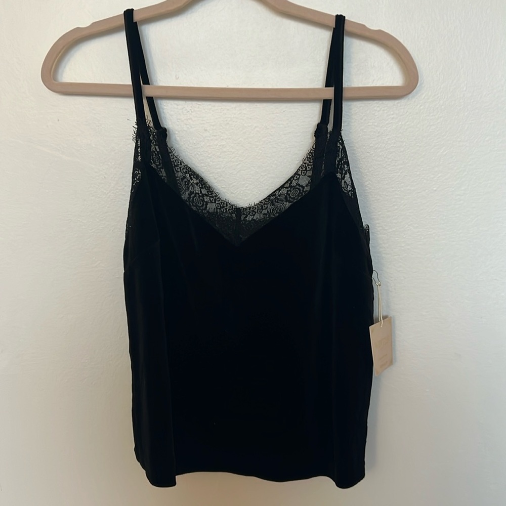 Forever 21 velvet lace top